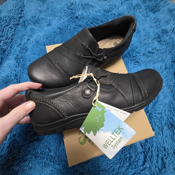 Earth Origins Shoes - Earth Origins Tasha Leather Slip On Shoes NWT Womens Size 10 Wide